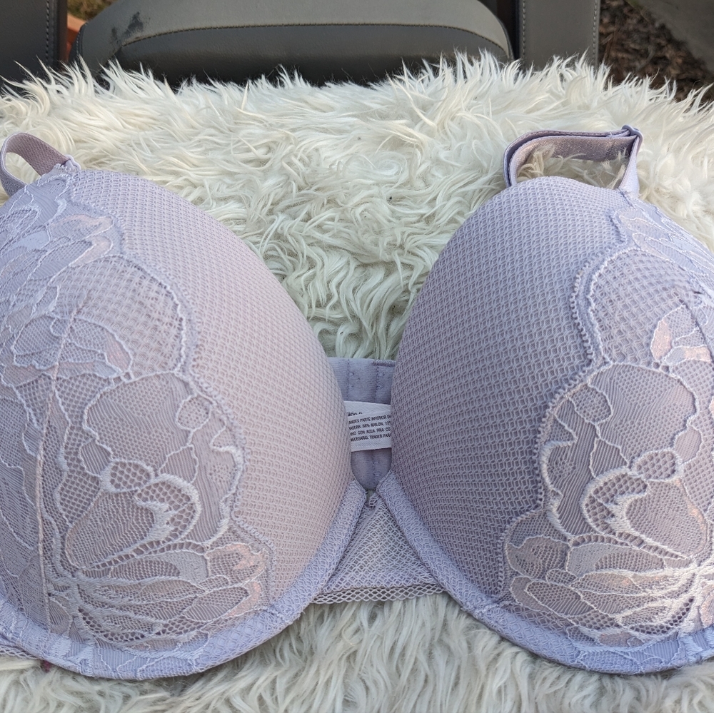 Light Purple Lace Auden Bra Size 38DD